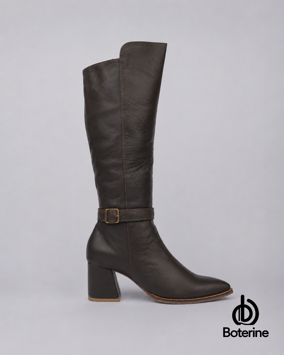 Botas en cuero con cierre para mujer color café oscuro