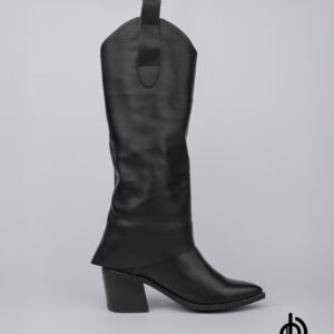 Botas en cuero caña alta para mujer